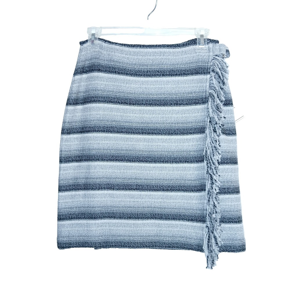 St John Sport 100% Wool Wrap Skirt Women Small Gray Striped Knit Fringe Western